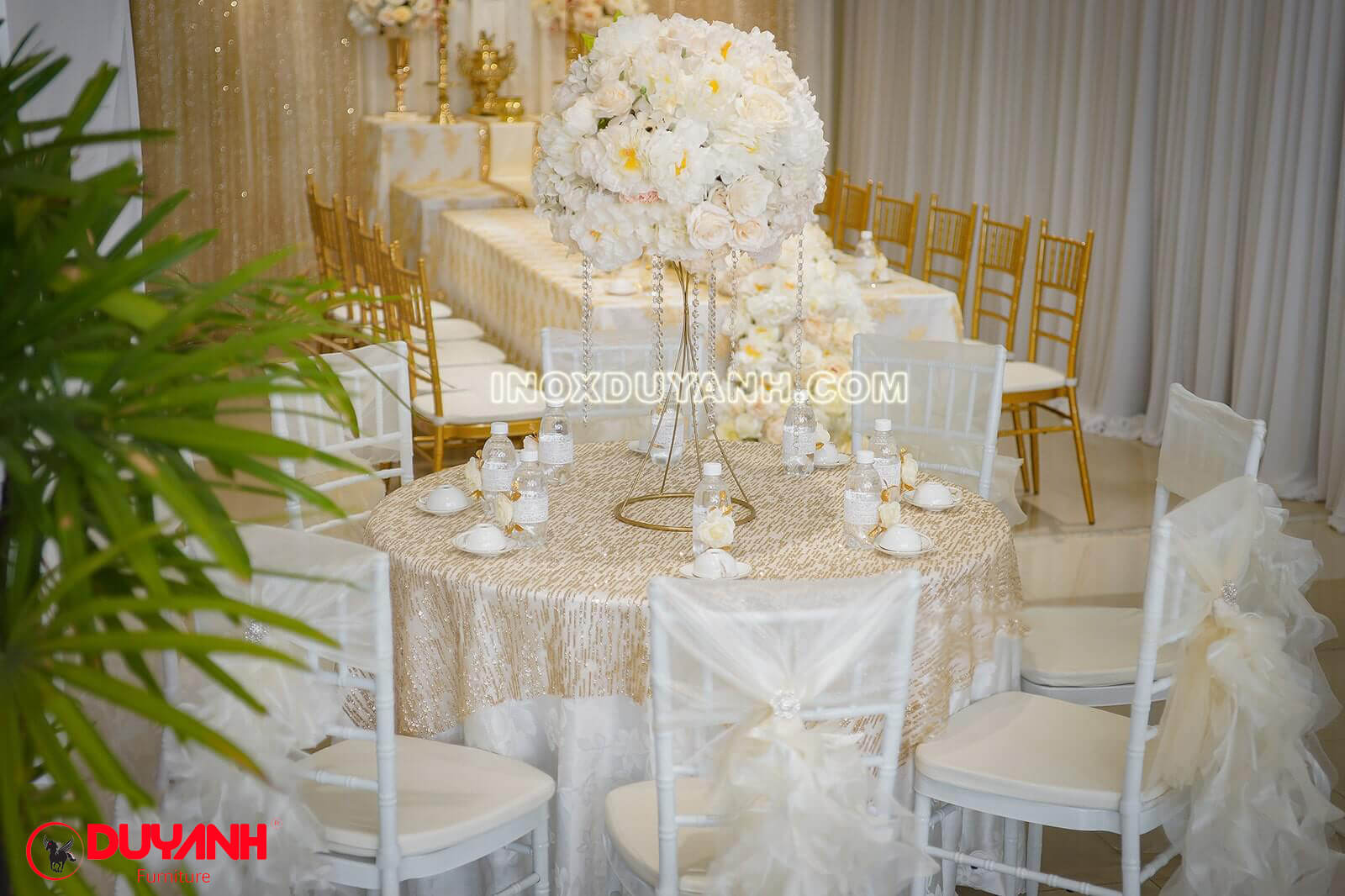 ghế chiavari giá rẻ