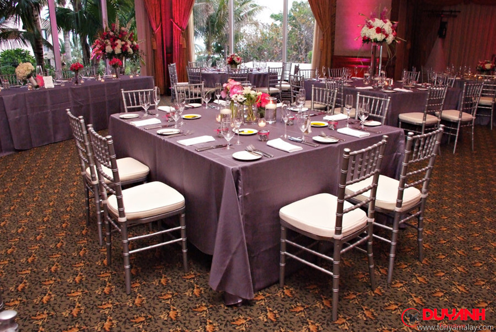 ghế chiavari tiffany nhựa