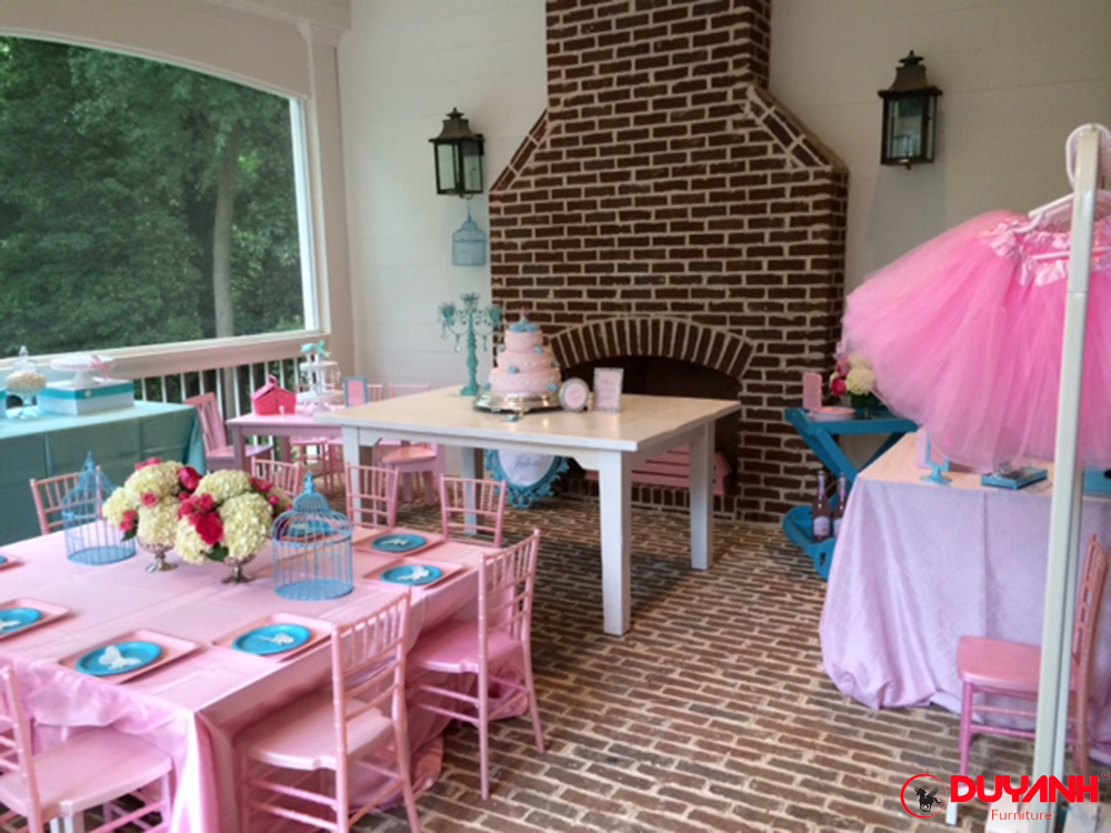 ghế chiavari tiffany nhựa